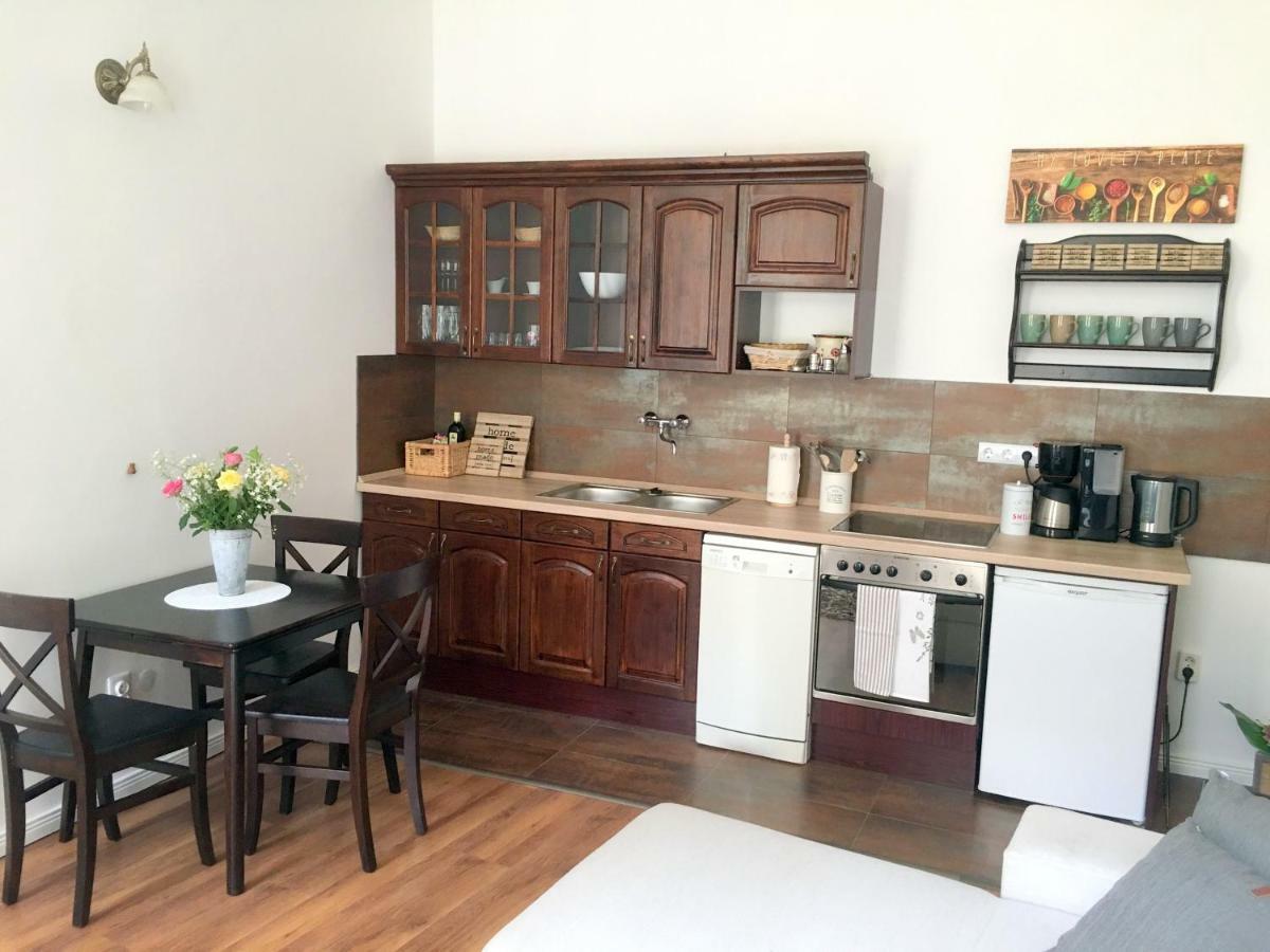 Hedi Apartman Miskolc Exterior photo